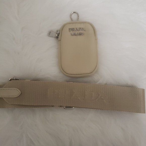 Prada Pocket Nylon and Brushed leather bag - Picture 6 of 10